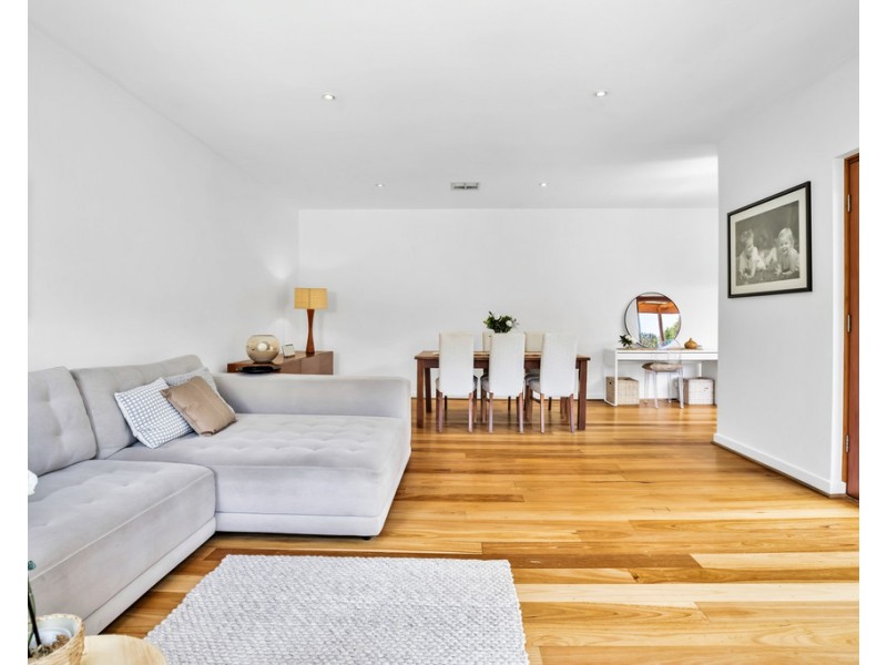4 Riesling Avenue, Glengowrie SA 5044