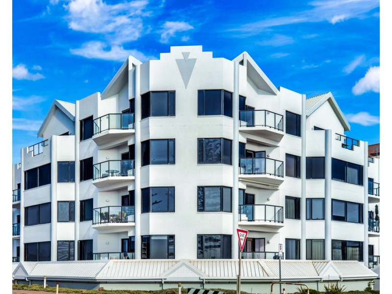 6/11-12 North Esplanade, Glenelg North SA 5045