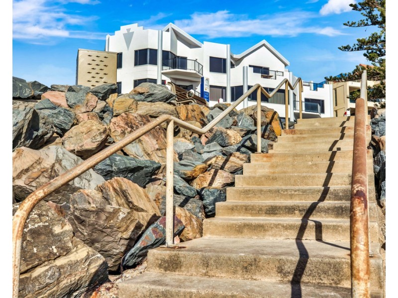6/11-12 North Esplanade, Glenelg North SA 5045
