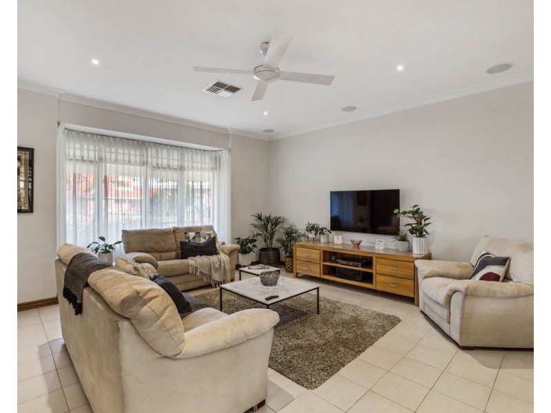 12 Martine Court, Novar Gardens SA 5040