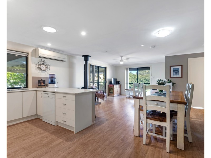11 Duncan Crescent, Mount Barker SA 5251