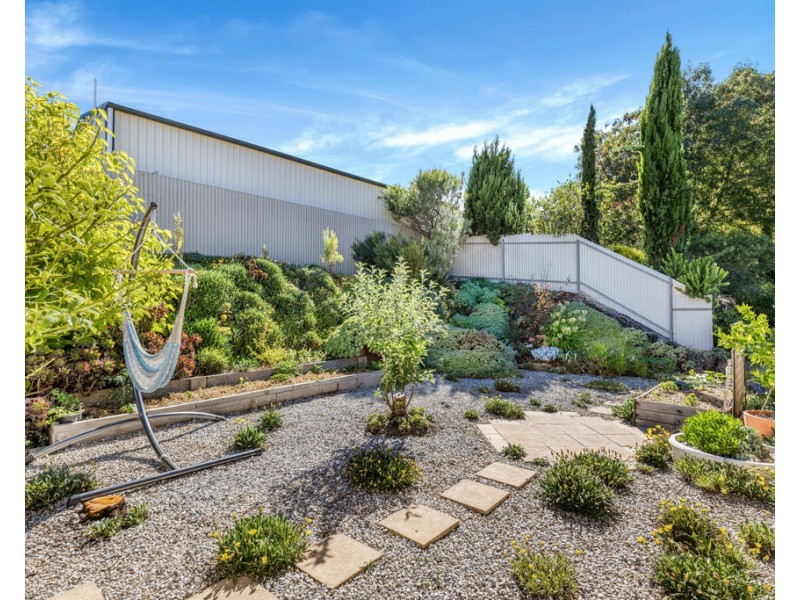 11 Duncan Crescent, Mount Barker SA 5251