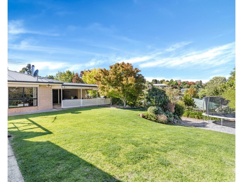 11 Duncan Crescent, Mount Barker SA 5251