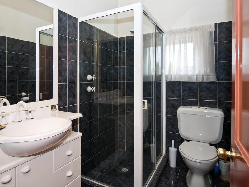 25 St Georges Avenue, Glandore SA 5037