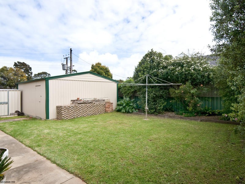 25 St Georges Avenue, Glandore SA 5037