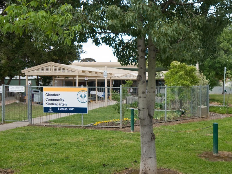 25 St Georges Avenue, Glandore SA 5037