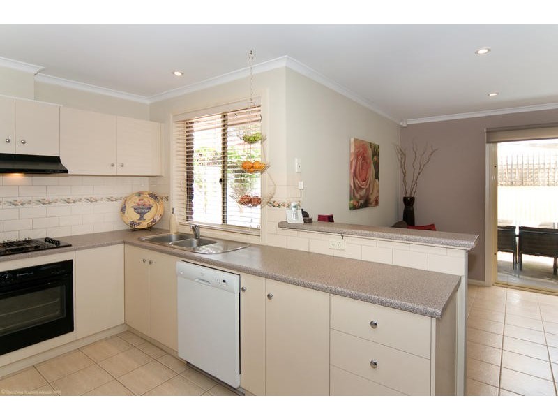 26 Raymond Avenue, North Plympton SA 5037