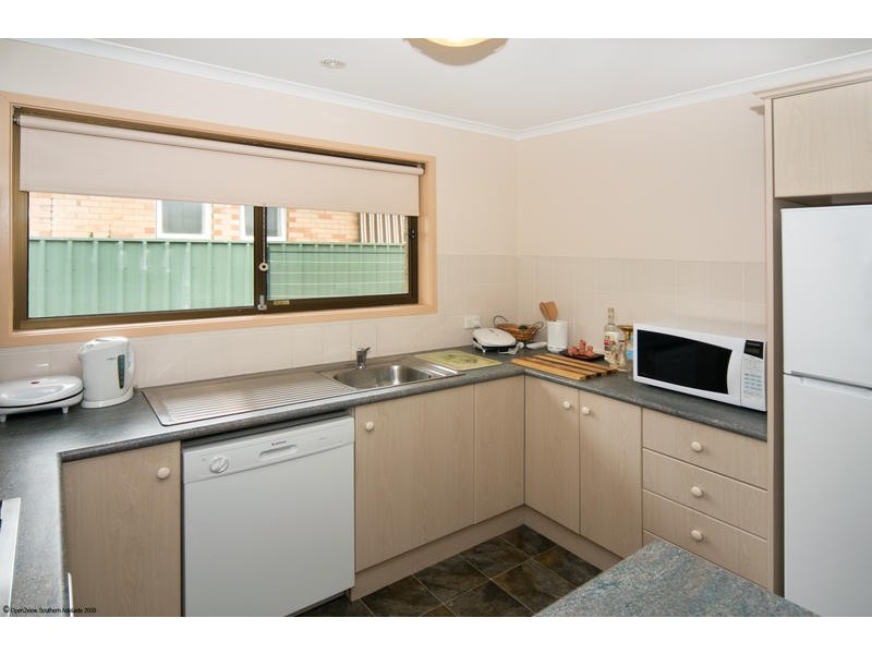 42A Cungena Avenue, Park Holme SA 5043