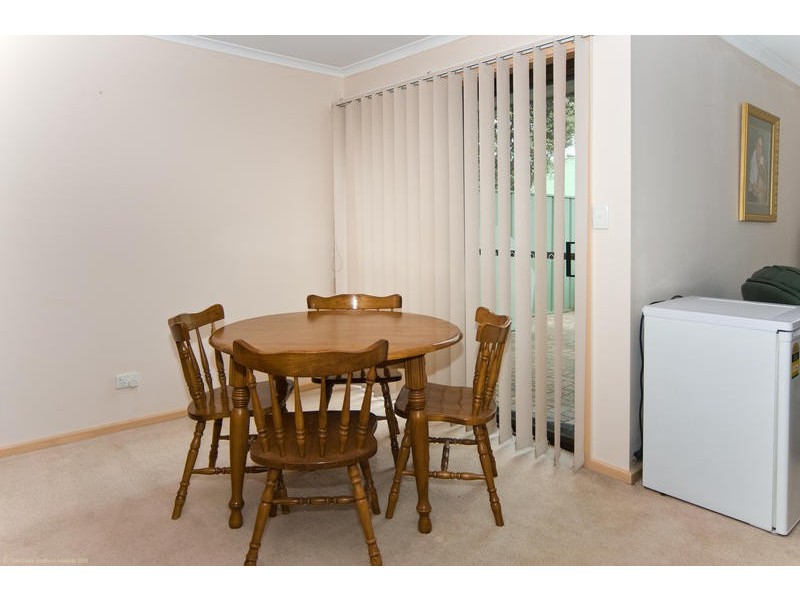 42A Cungena Avenue, Park Holme SA 5043
