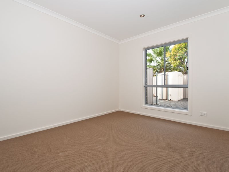 1A Jacaranda Grove, Oaklands Park SA 5046