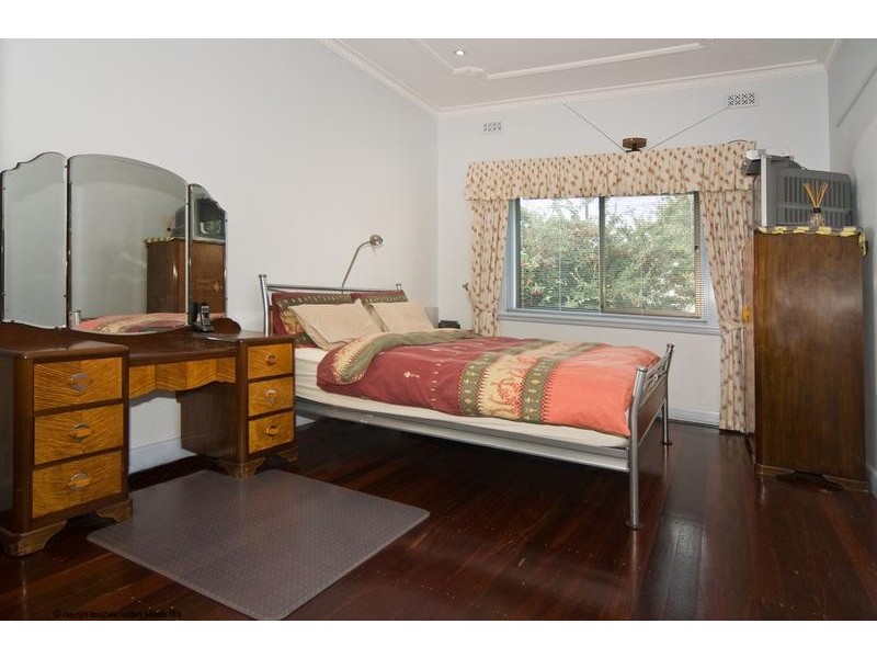 11 New Street, South Plympton SA 5038