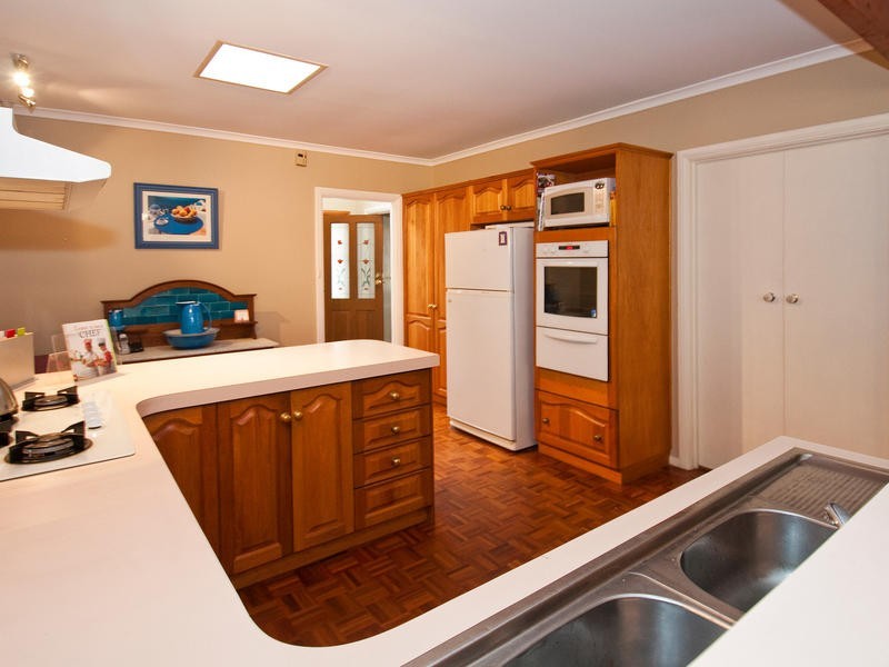 34 Wood Street, Ascot Park SA 5043