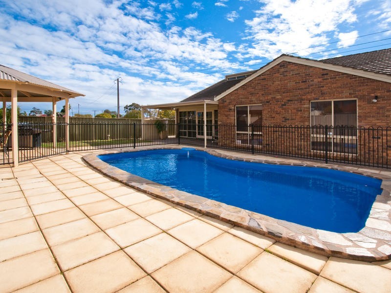 34 Wood Street, Ascot Park SA 5043