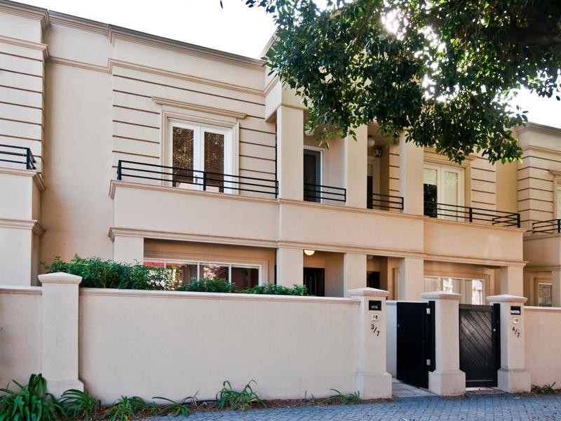 3/7 Torrens Square, Glenelg SA 5045