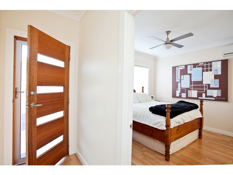 1 Kent Avenue, Seacombe Gardens SA 5047