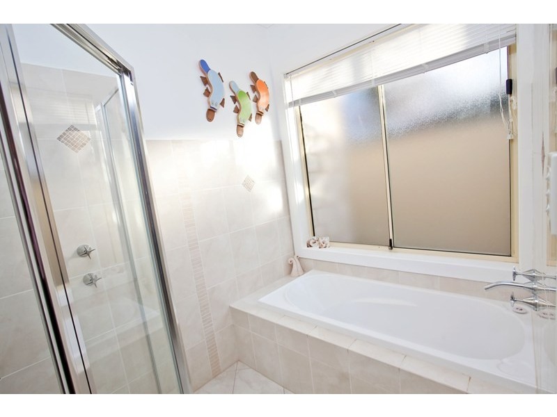 1 Kent Avenue, Seacombe Gardens SA 5047