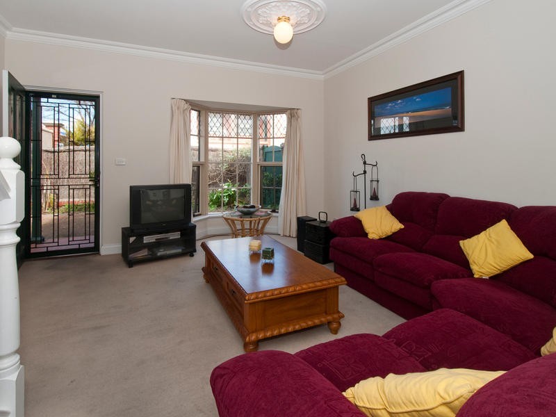 9/12 Old Tapleys Hill Road, Glenelg North SA 5045