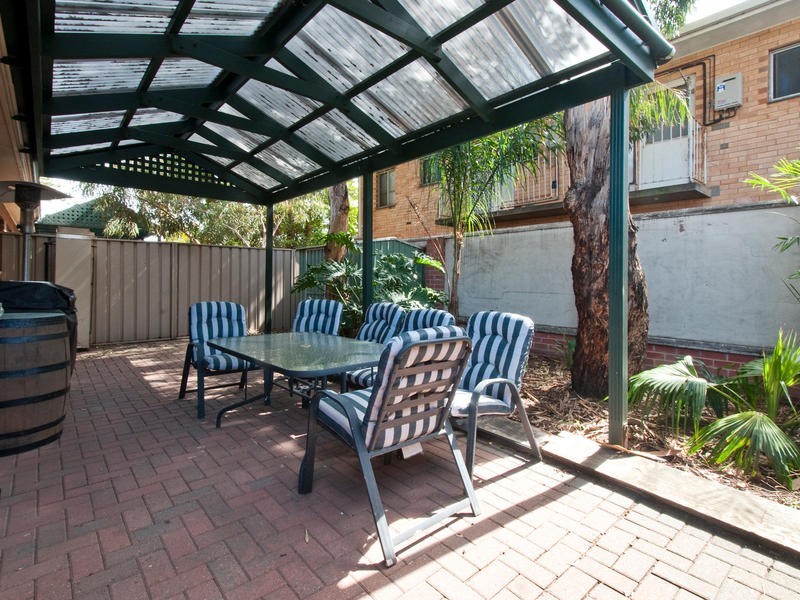 9/12 Old Tapleys Hill Road, Glenelg North SA 5045