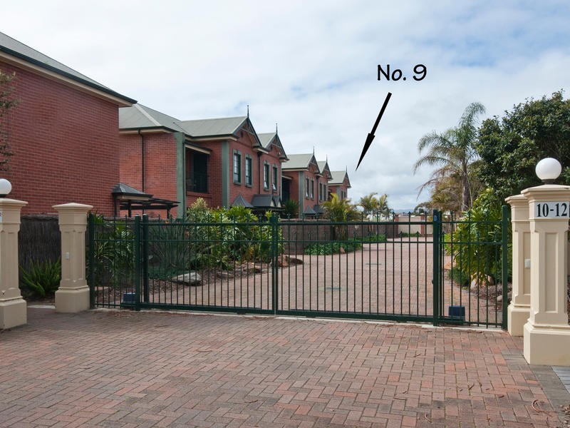 9/12 Old Tapleys Hill Road, Glenelg North SA 5045
