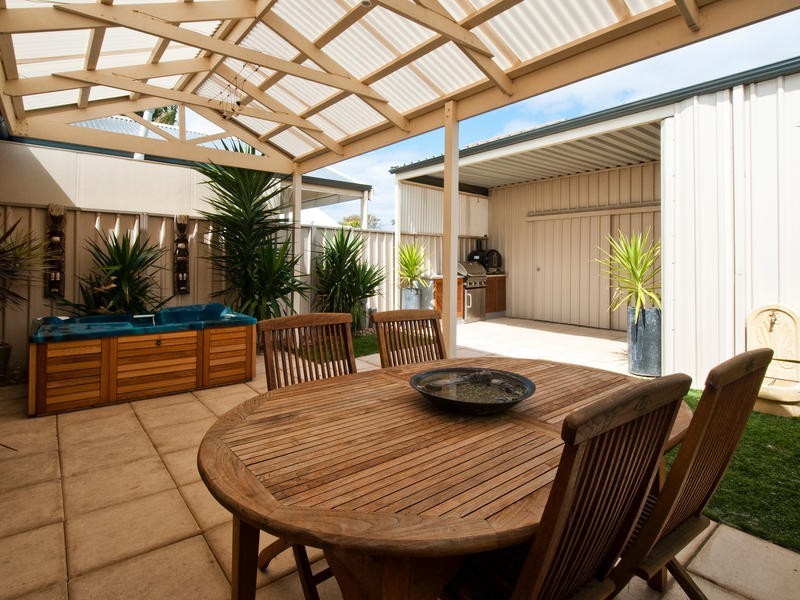 15A Moore Street, Somerton Park SA 5044