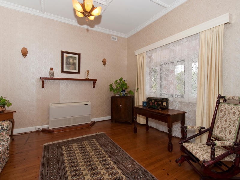 118 Raglan Avenue, South Plympton SA 5038