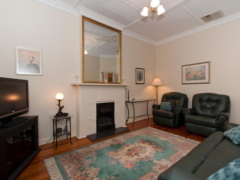 34 Narkunda Street, Glandore SA 5037