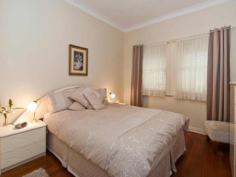 34 Narkunda Street, Glandore SA 5037