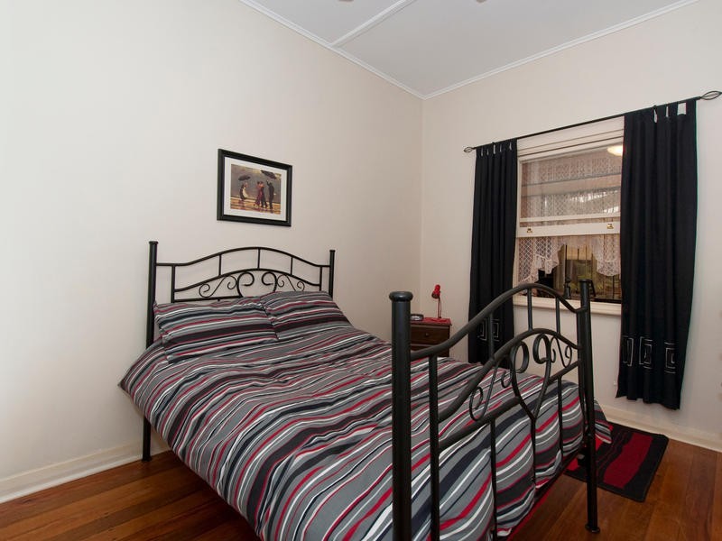 34 Narkunda Street, Glandore SA 5037