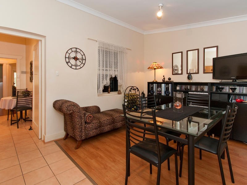 34 Narkunda Street, Glandore SA 5037