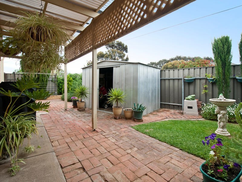 34 Narkunda Street, Glandore SA 5037