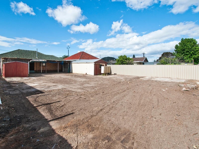 33 Dingera Avenue, North Plympton SA 5037