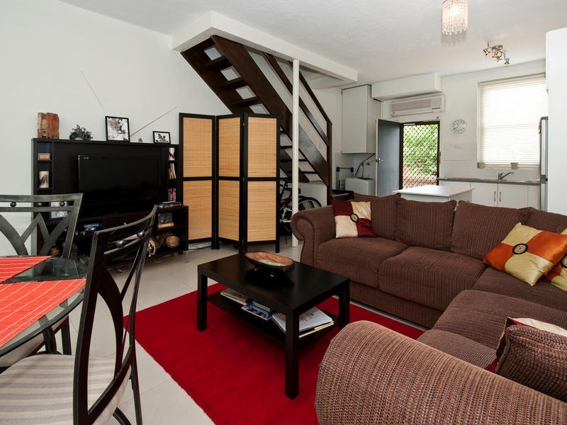 6/374 Seaview Road, Henley Beach SA 5022