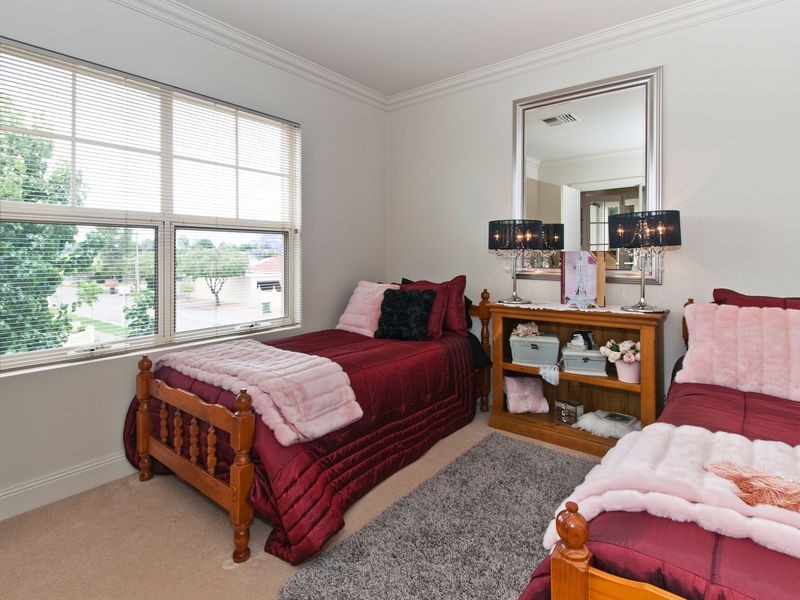 7 Keith Avenue, North Plympton SA 5037