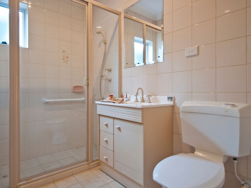 1A Churchill Avenue, Glandore SA 5037