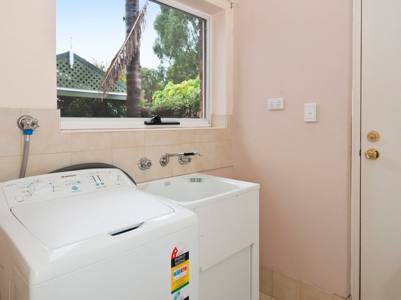 1A Churchill Avenue, Glandore SA 5037