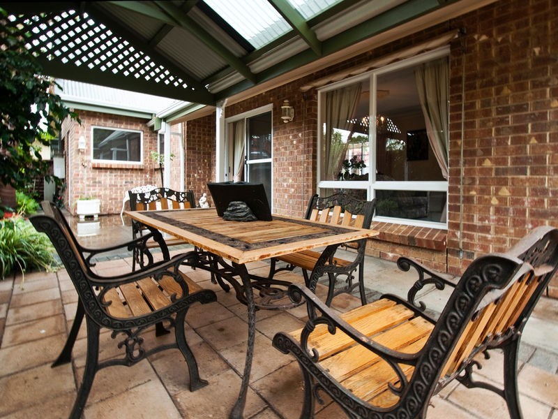 1A Churchill Avenue, Glandore SA 5037