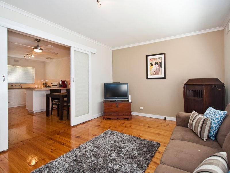 3/4 Balmoral Avenue, North Brighton SA 5048