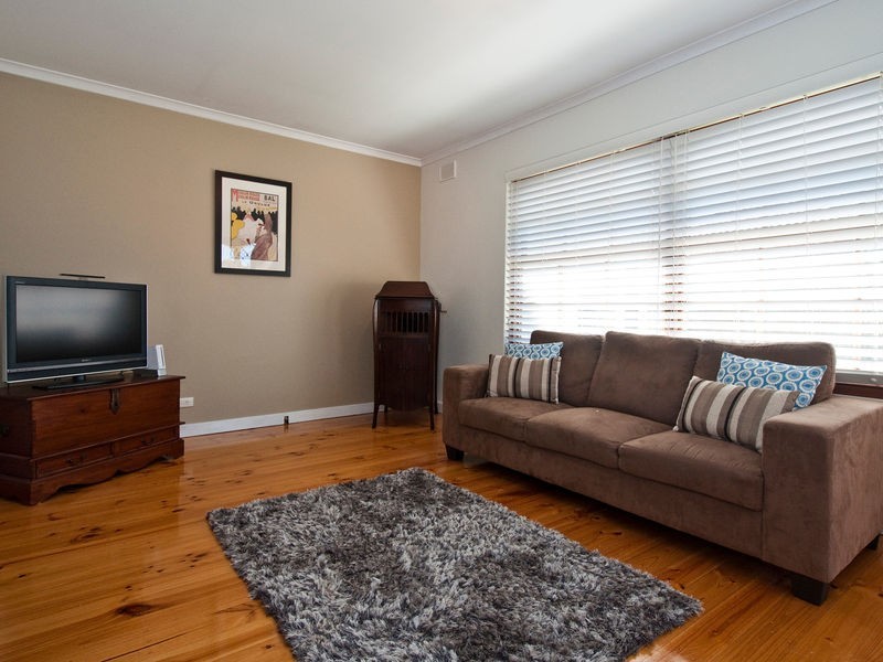 3/4 Balmoral Avenue, North Brighton SA 5048