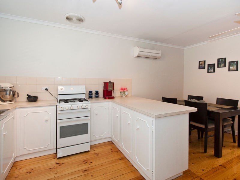 3/4 Balmoral Avenue, North Brighton SA 5048