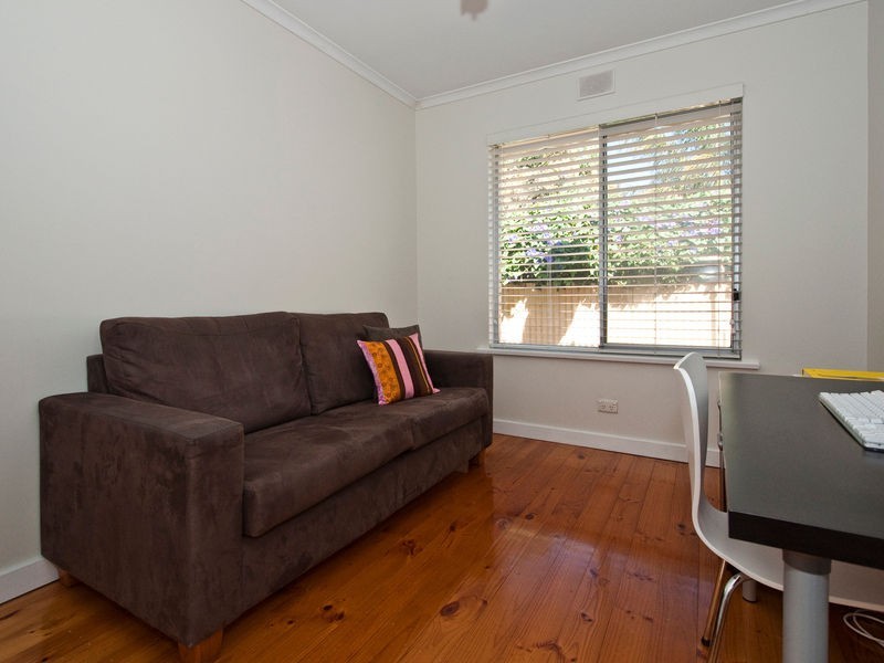 3/4 Balmoral Avenue, North Brighton SA 5048