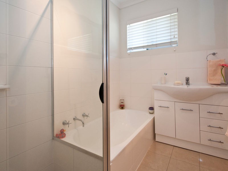 3/4 Balmoral Avenue, North Brighton SA 5048