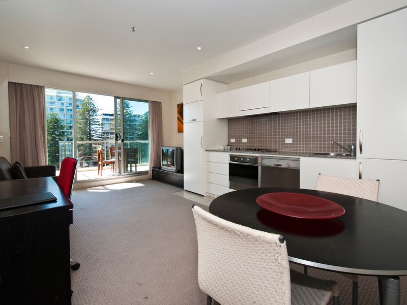 302/16 Holdfast Promenade, Glenelg SA 5045