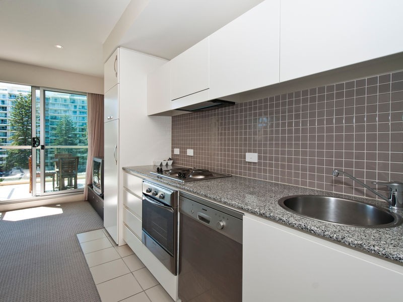 302/16 Holdfast Promenade, Glenelg SA 5045