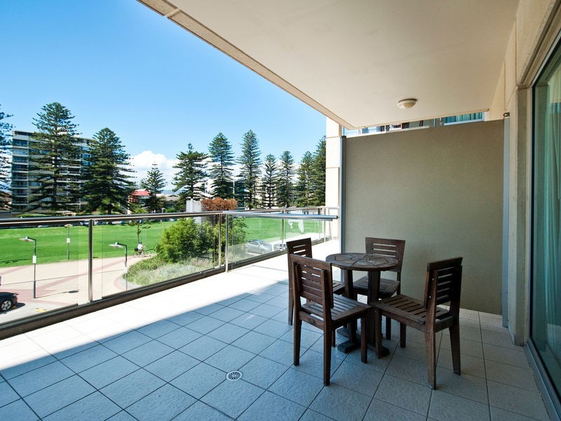 103/16 Holdfast Promenade, Glenelg SA 5045