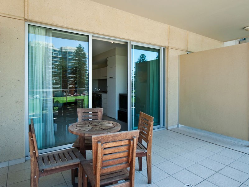 103/16 Holdfast Promenade, Glenelg SA 5045