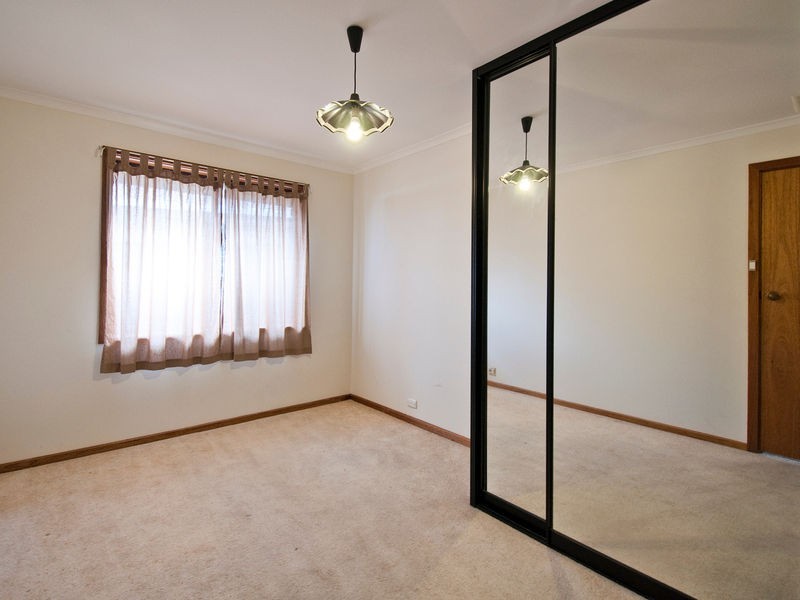 39 Kurrambi Crescent, Hallett Cove SA 5158