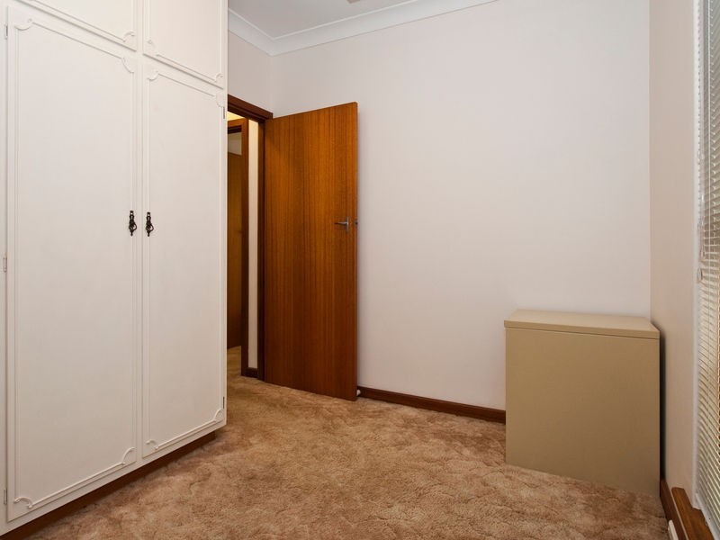 11 Fairlie Drive, Flagstaff Hill SA 5159