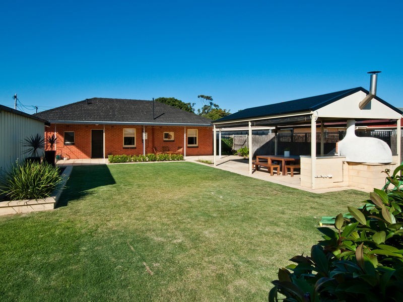15 Waterhouse Road, South Plympton SA 5038