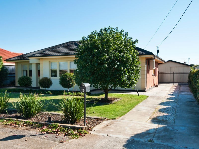 15 Waterhouse Road, South Plympton SA 5038