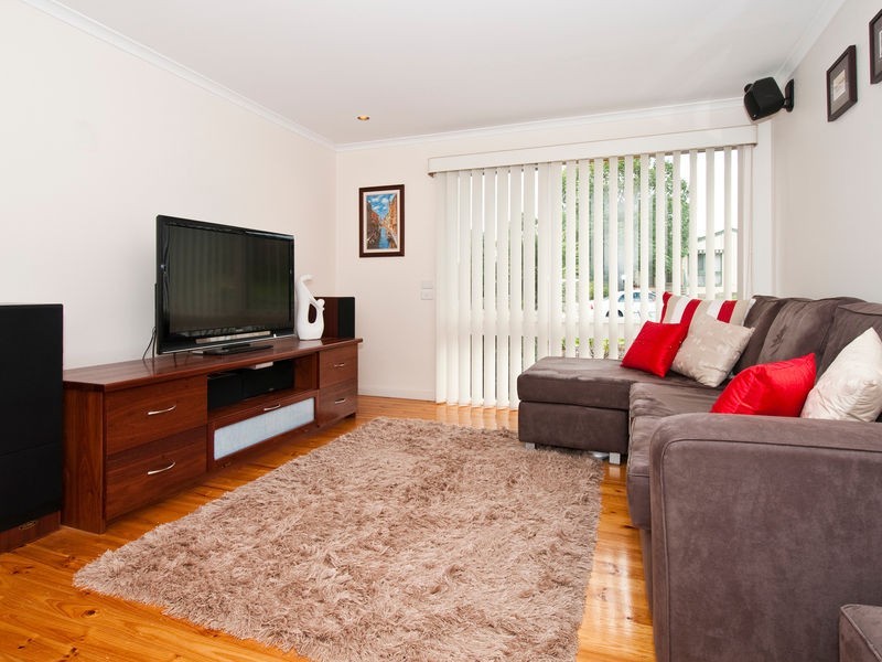 16 Pennant Street, Aberfoyle Park SA 5159